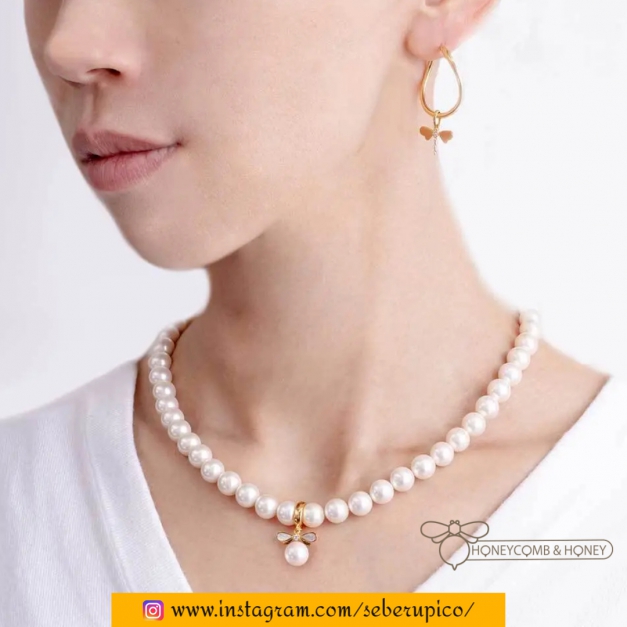 SVペンダントPN-2051Z BL 金色 Honeycomb&Honey